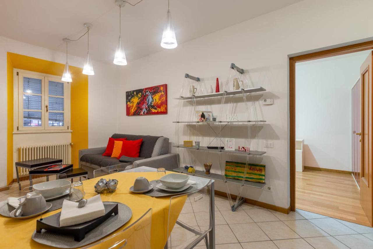 Casa Vacanze Penelope In Centro Storico トリエステ エクステリア 写真